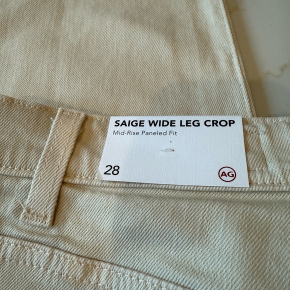 NWT AG Saige wide leg crop, sz 28
27in inseam - Picture 6 of 7